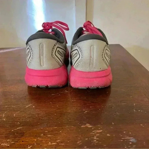Brooks Ghost 14 size 9 - Picture 10 of 10